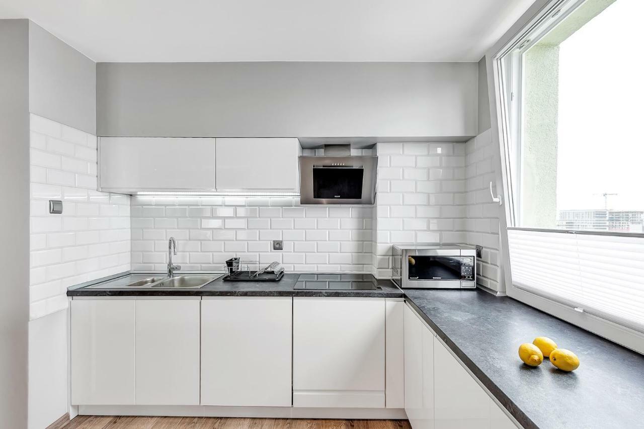 Orion Downtown Apartment By Pinpoint Lodž Exteriér fotografie