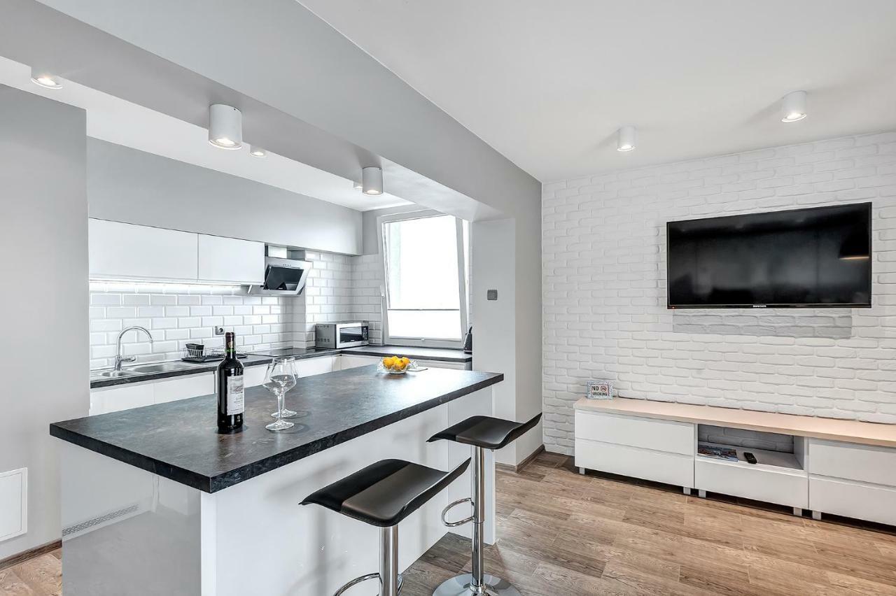 Orion Downtown Apartment By Pinpoint Lodž Exteriér fotografie