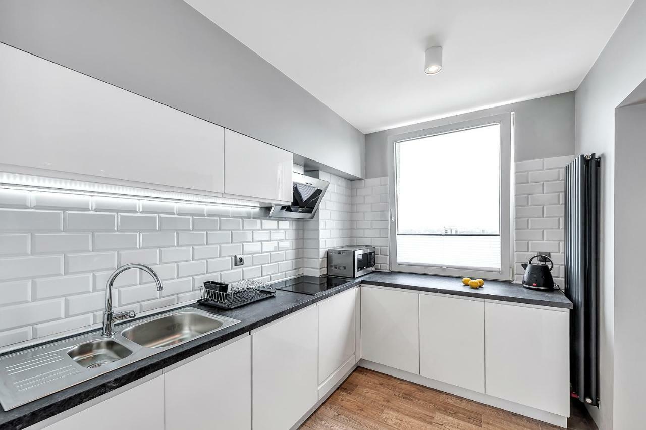 Orion Downtown Apartment By Pinpoint Lodž Exteriér fotografie